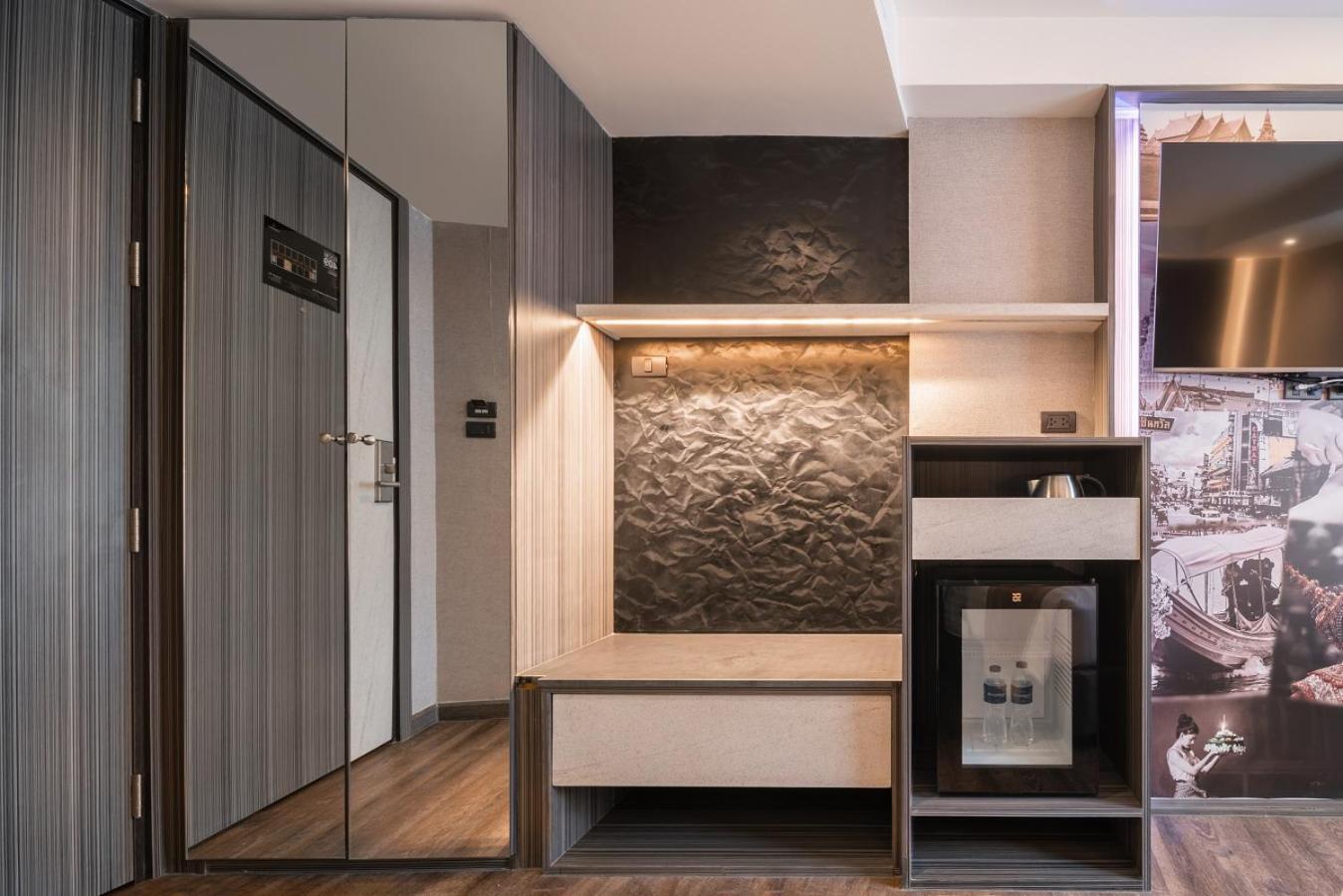 Aspira Gems Center Silom Hotel Bangkok Kamer foto